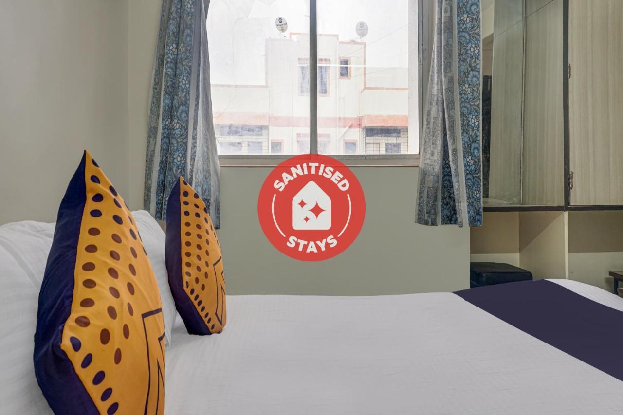 Spot On 74569 Siddhi Hotel 2*